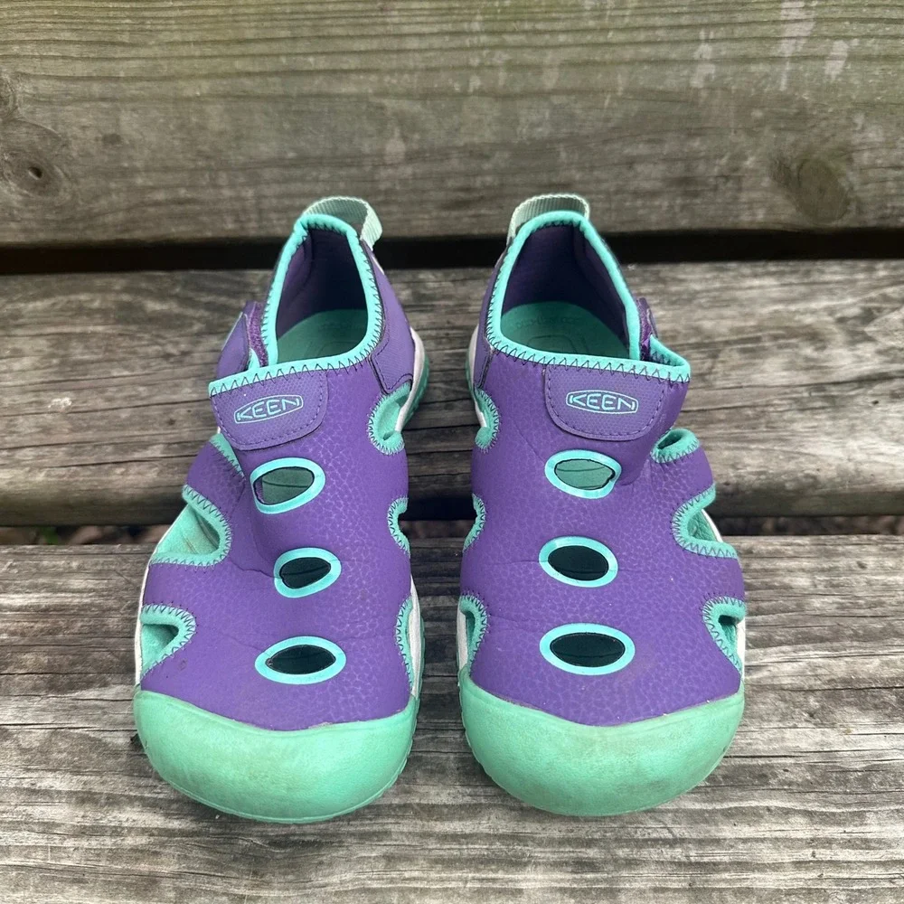 Keen Stingray Purple Aqua Green Closed Toe Water Sandals Shoes Kids Size 2 Pool